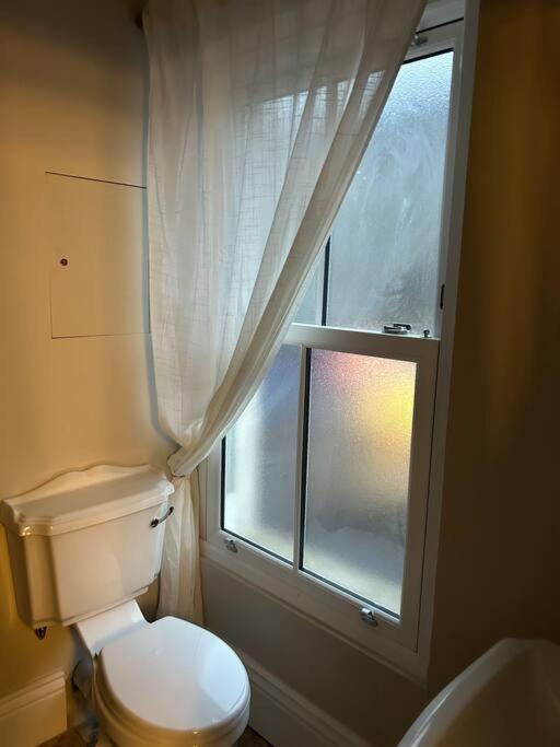 Patrick Street Townhouse Apartment Cork Luaran gambar