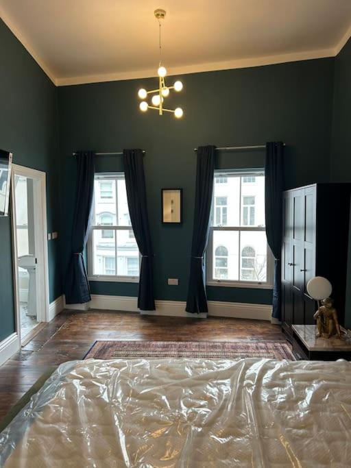 Patrick Street Townhouse Apartment Cork Luaran gambar