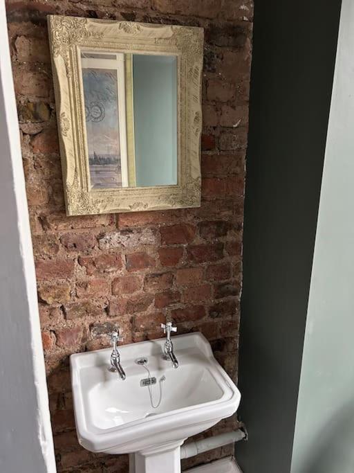 Patrick Street Townhouse Apartment Cork Luaran gambar